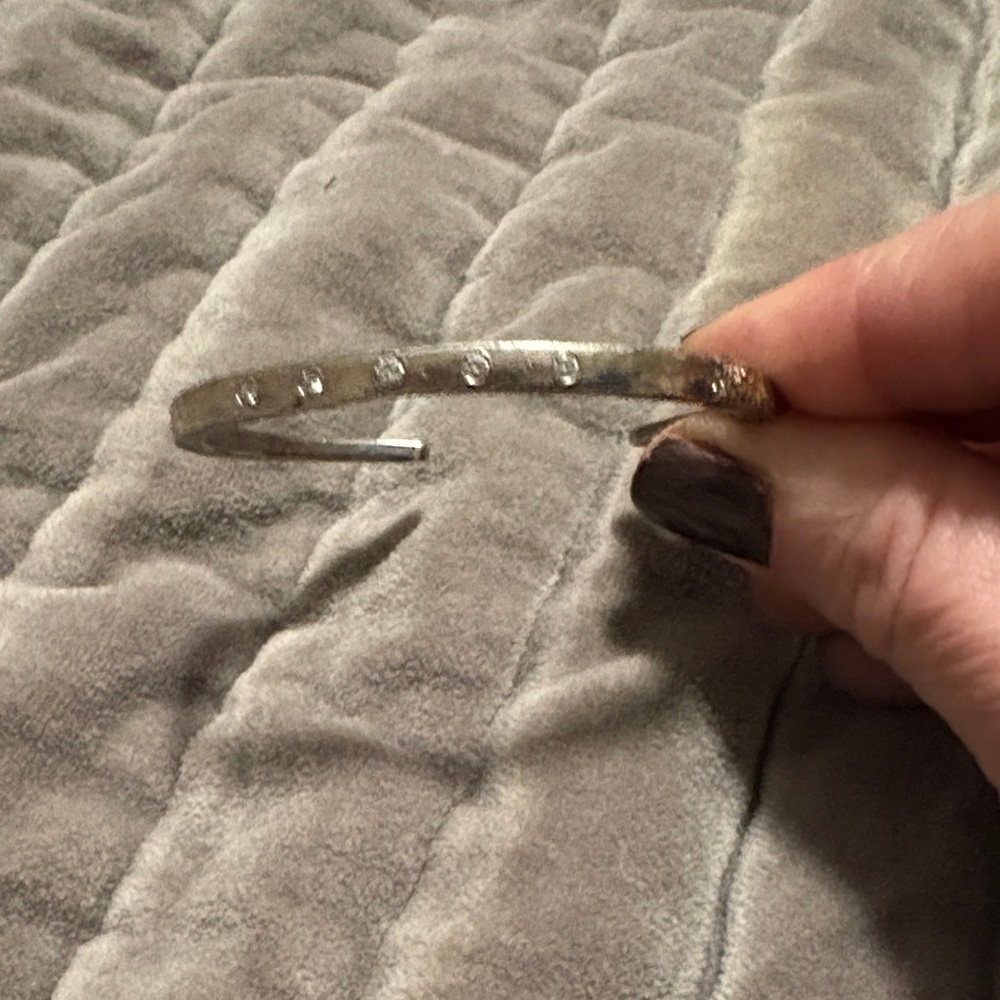 Elegant Silver Bracelet with five diamonds